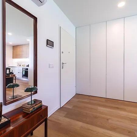 Art Living Gravito Incl Parking By Sweet أفيرو