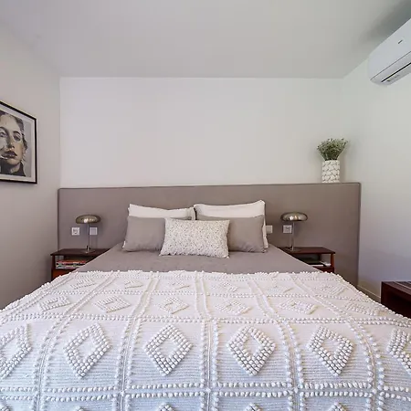 Art Living Gravito Incl Parking By Sweet شقة *